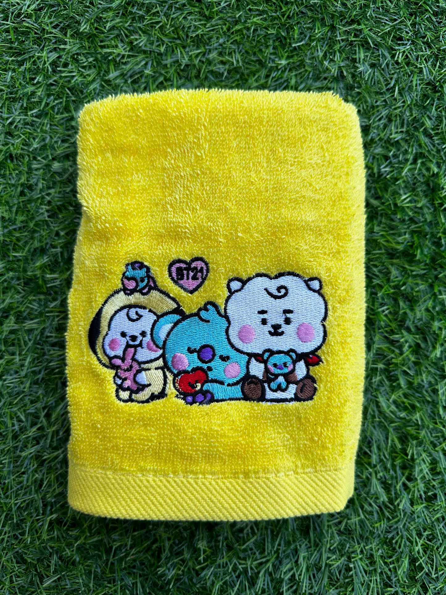 Kit com 2 Toalhinhas Bordadas BT21 LINE FRIENDS (BTS)