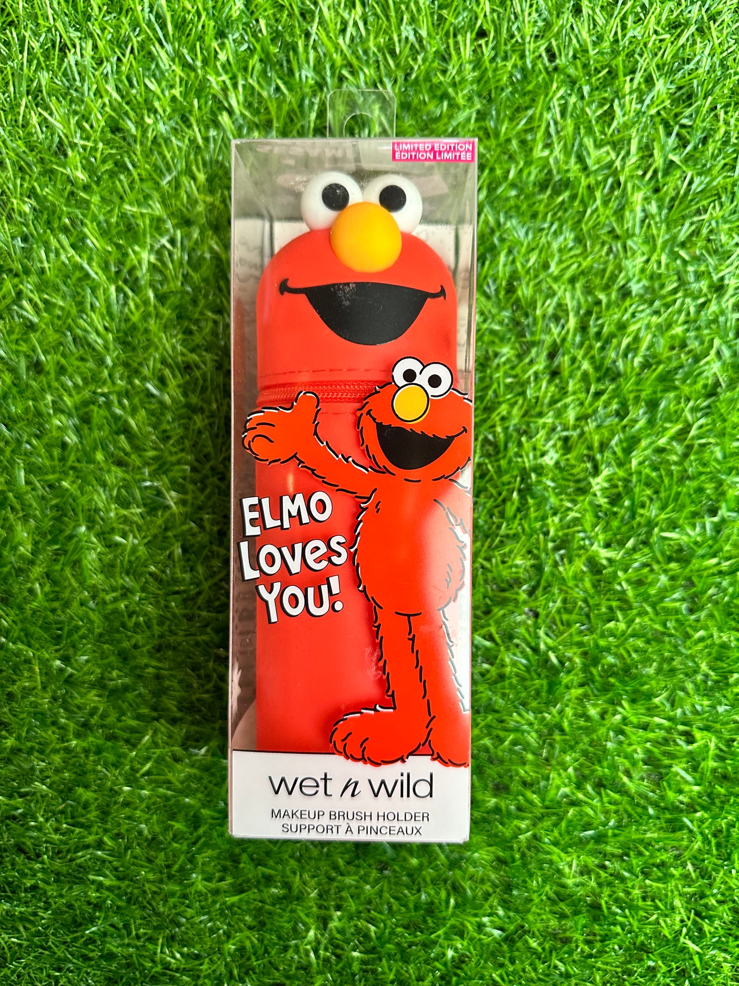 Estojo e Porta-Pincéis Retrátil Elmo Sesame Street x Wet n Wild (Ed. Limitada)